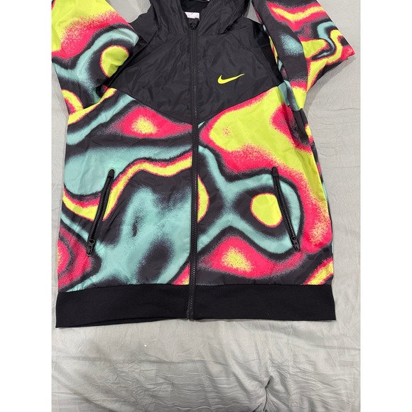 Nike Jackets - Kids Large‎ - Picture 9 of 9